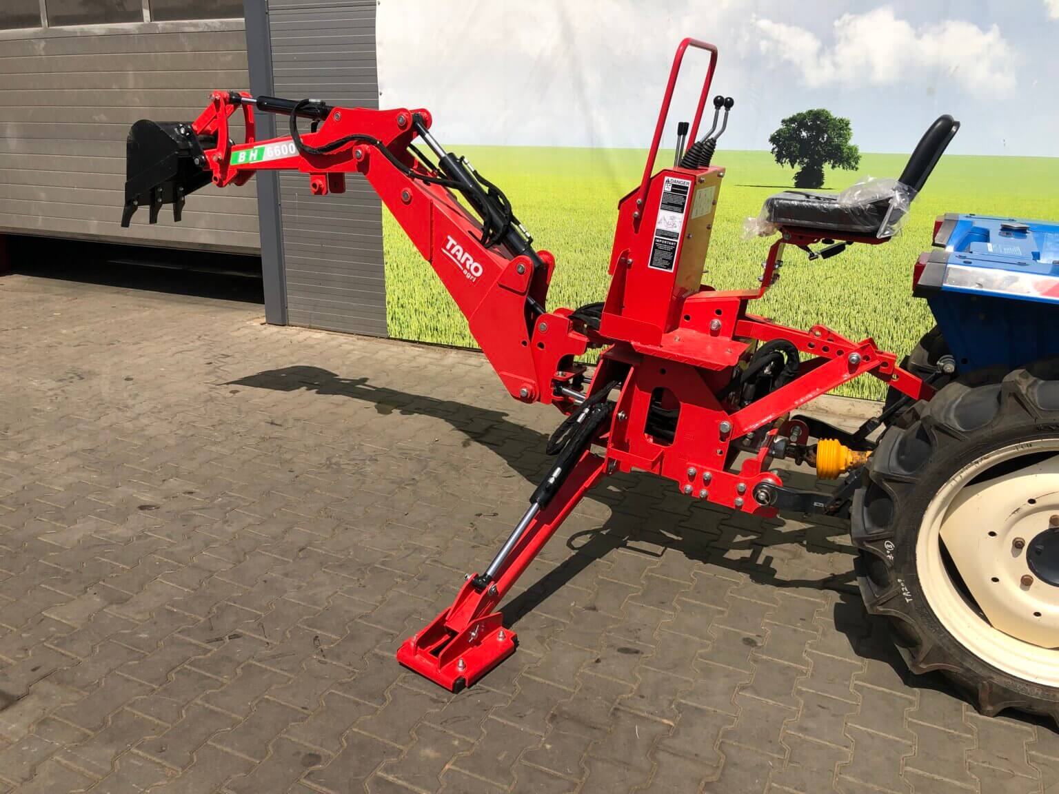 Koparka BH6600 Taro Agri