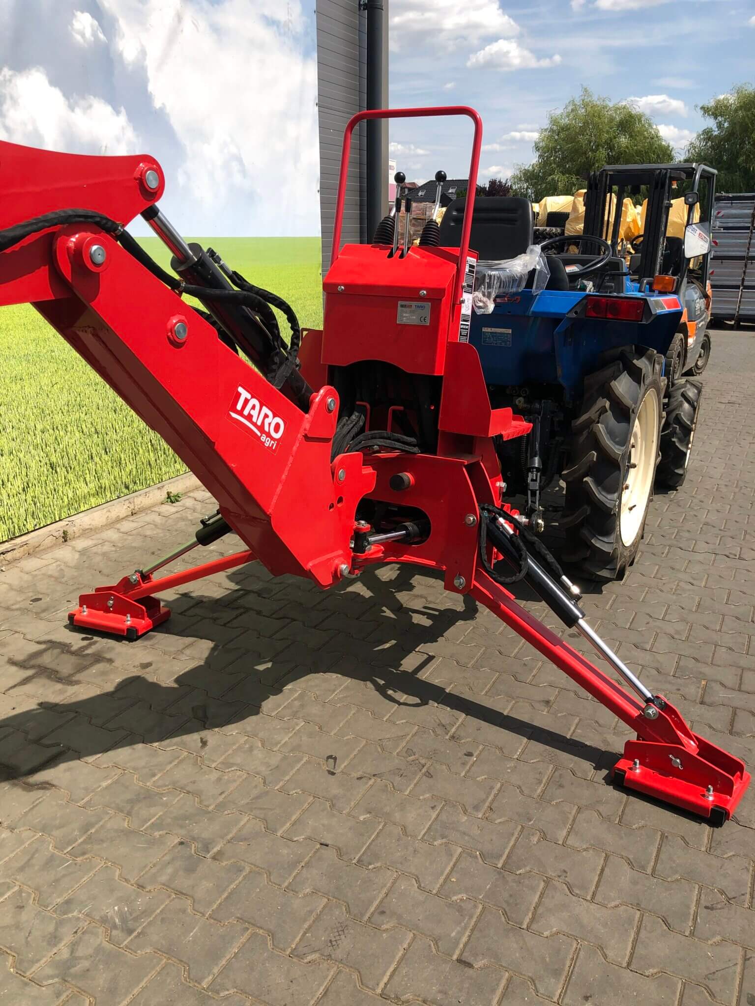 Koparka BH6600 Taro Agri