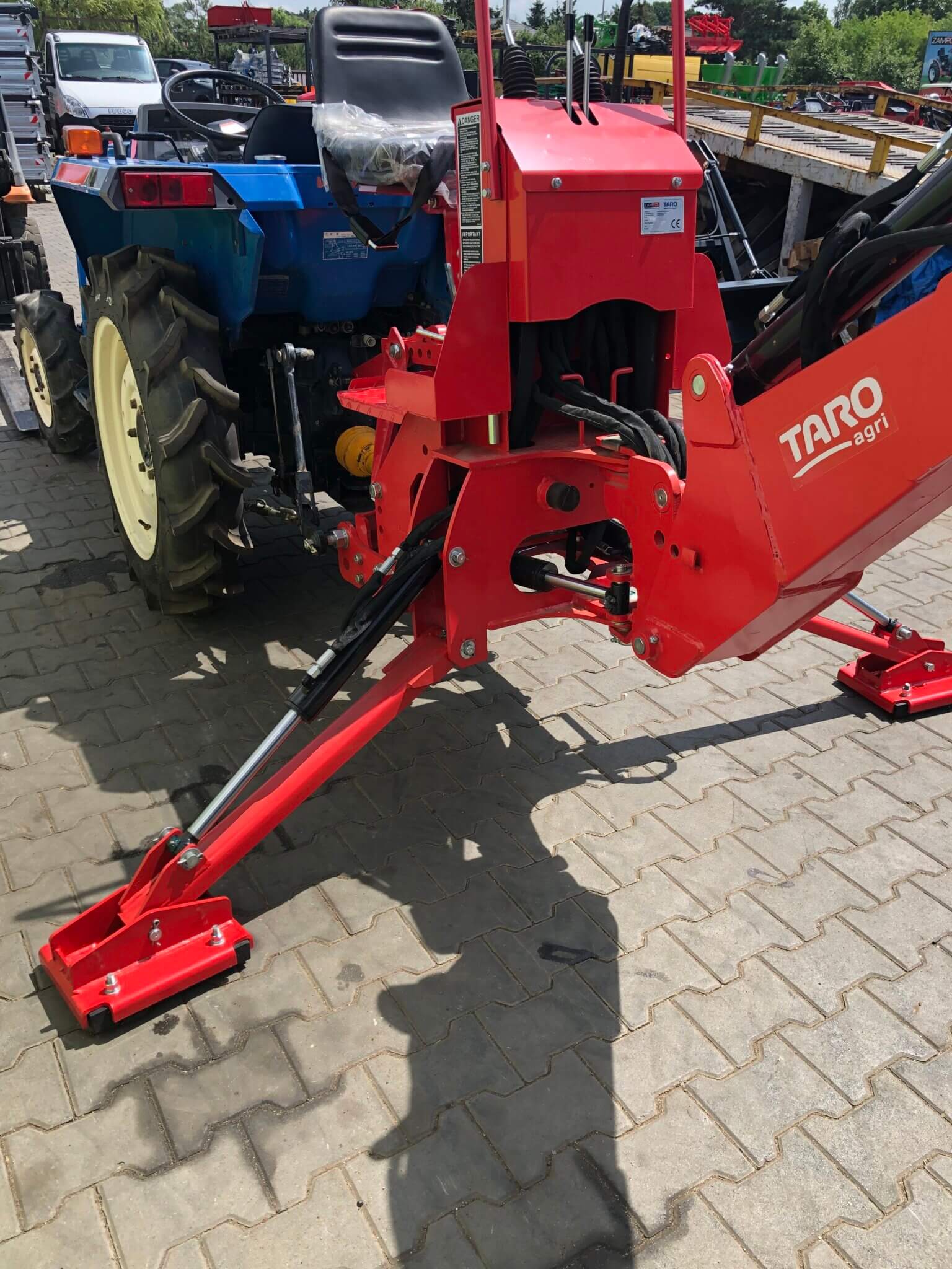 Koparka BH6600 Taro Agri
