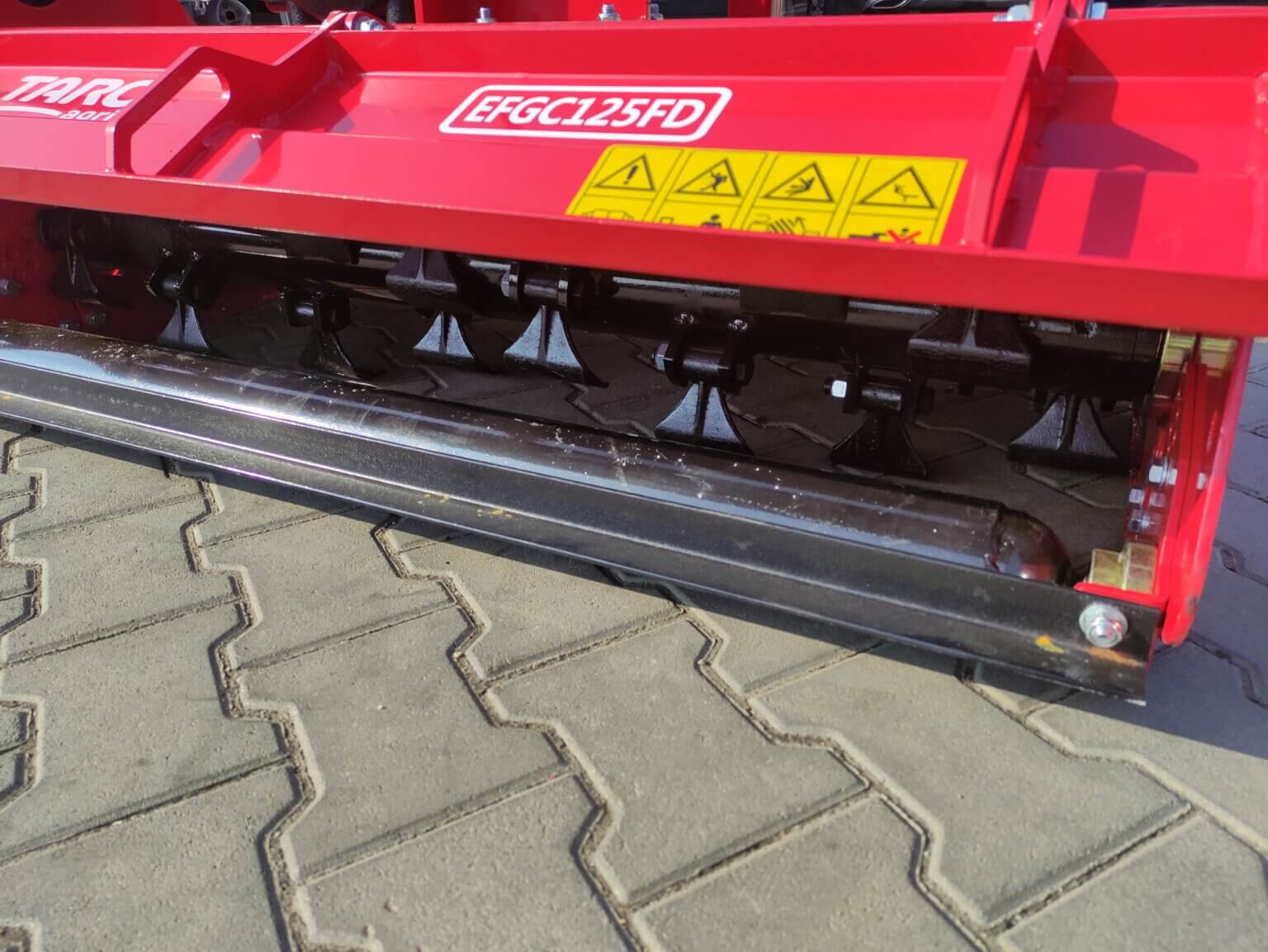Kosiarka bijakowa Taro Agri EFGC125 otwierana klapa