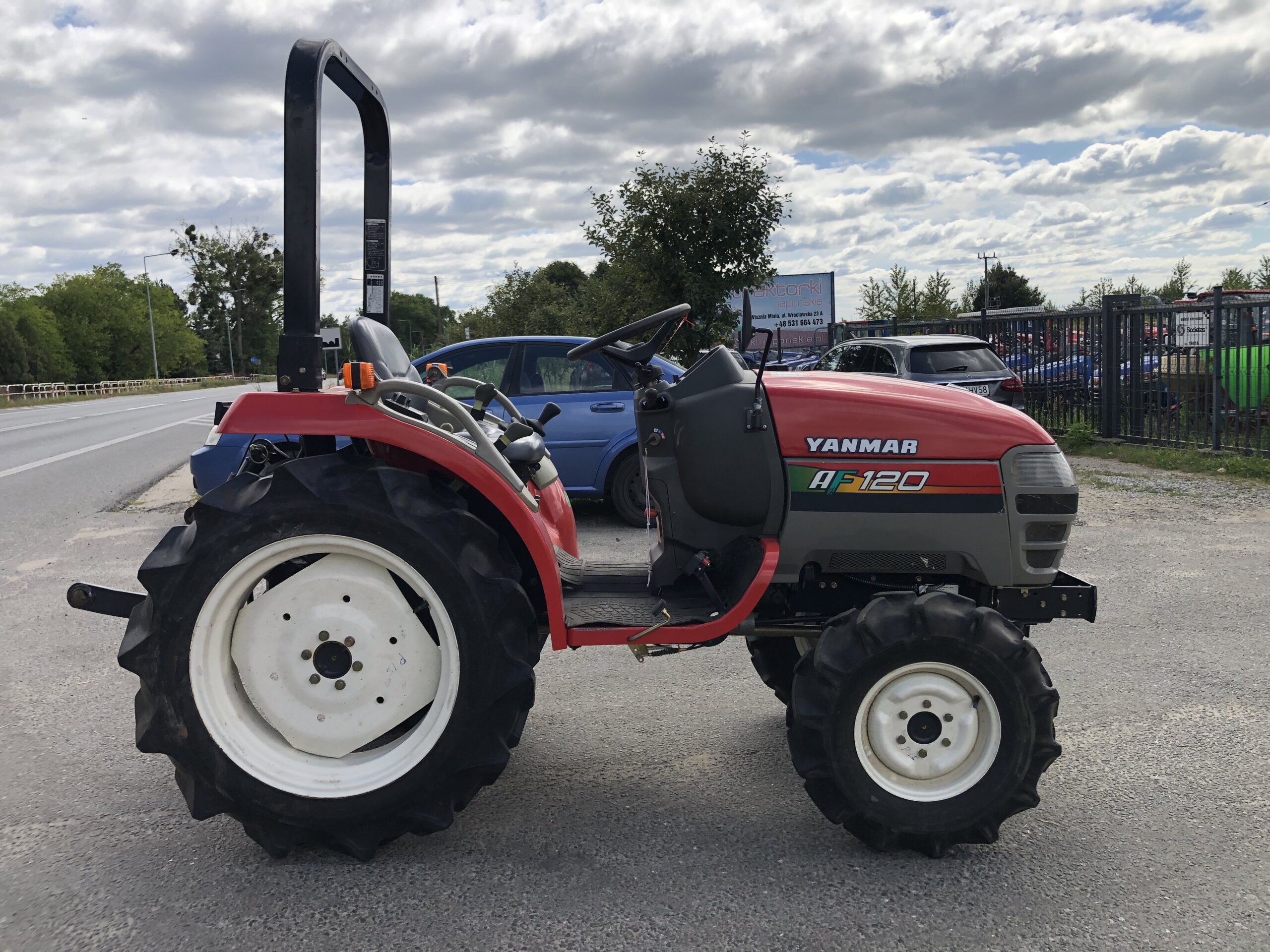 Traktorek Yanmar AF120