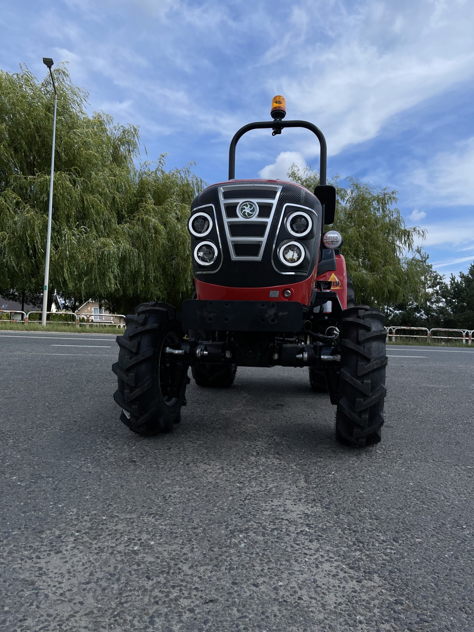 NOWY traktor VST Fieldtrac 929 EGT