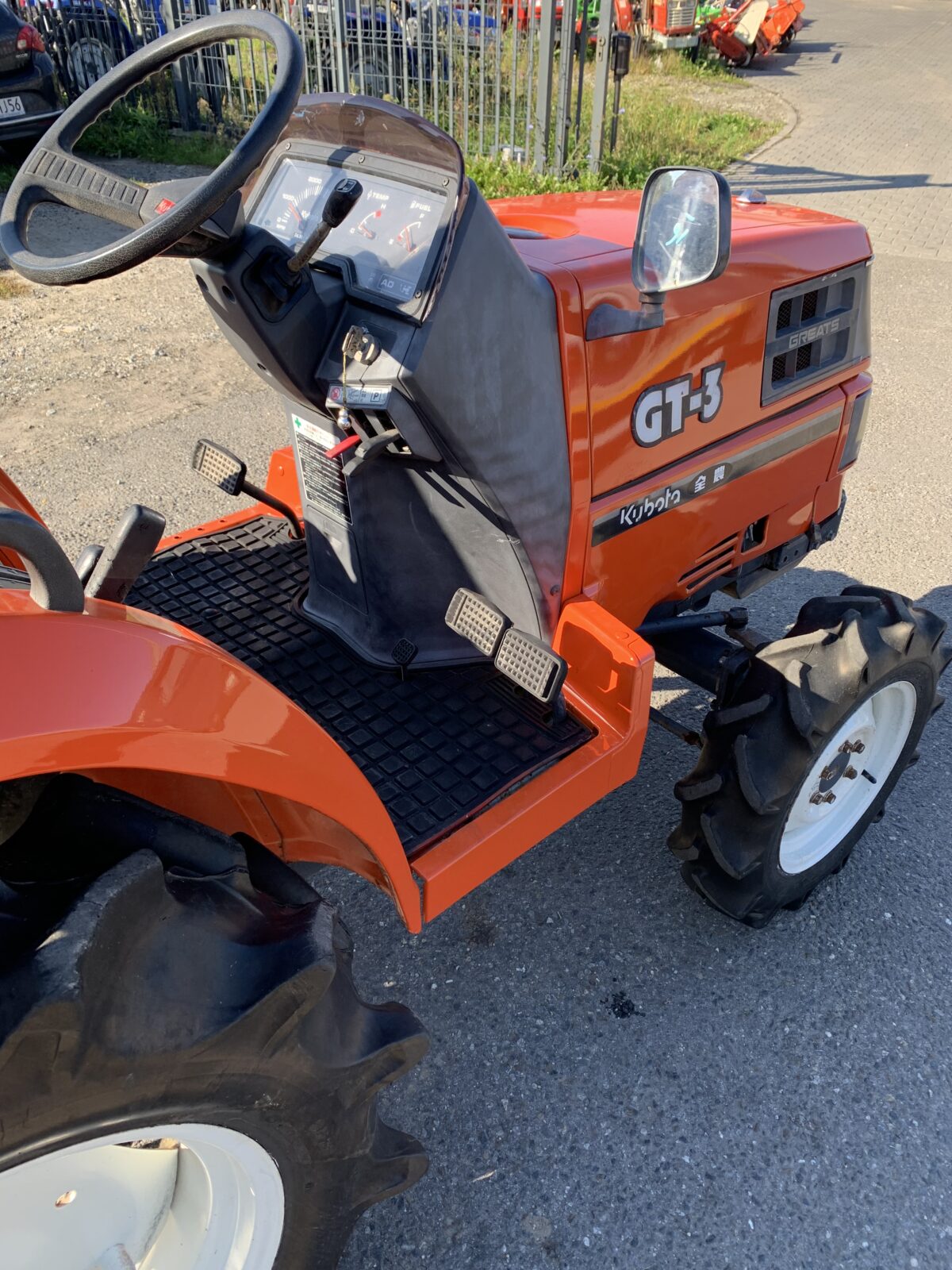 Traktor Kubota GT3