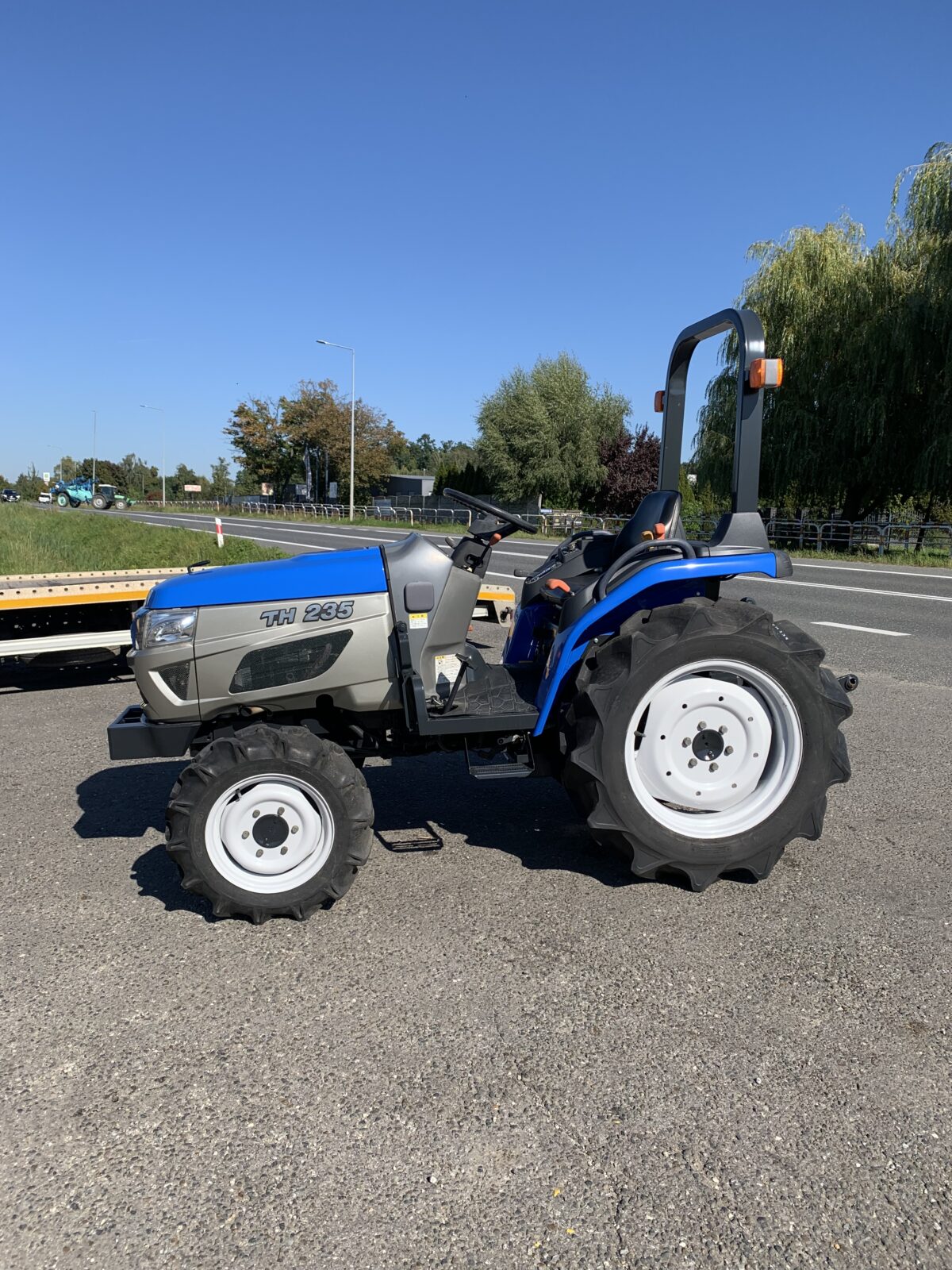 Traktorek Iseki TH235