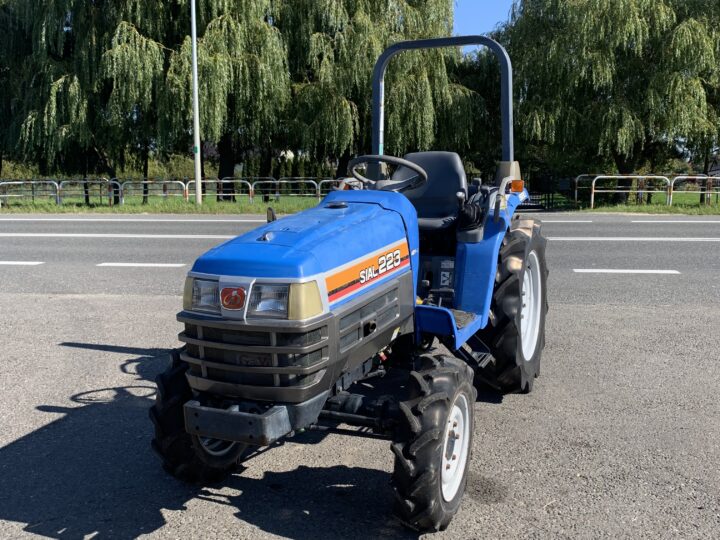 Traktorek Iseki TF223